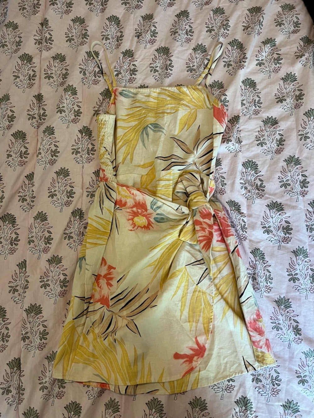 Billabong Yellow Tropical Tie-Waist Midi Dress with Coral Floral